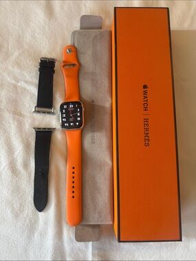 Hermes Apple Watch 45”mm - Series 7